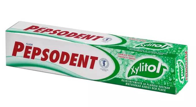 pepsodent xylitol toothpaste